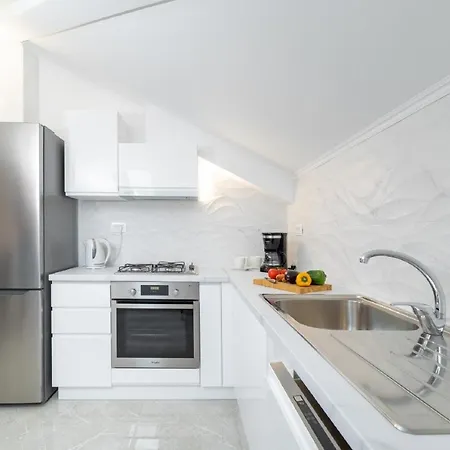 Dragojevic アパート